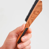 E9 Wooden Brush – Cepillo de madera para escalada segunda imagen